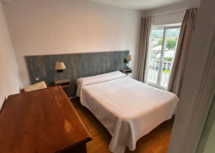 Abetos Villanueva de la Peña