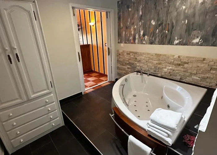 Abetos 3* Villanueva de la Peña